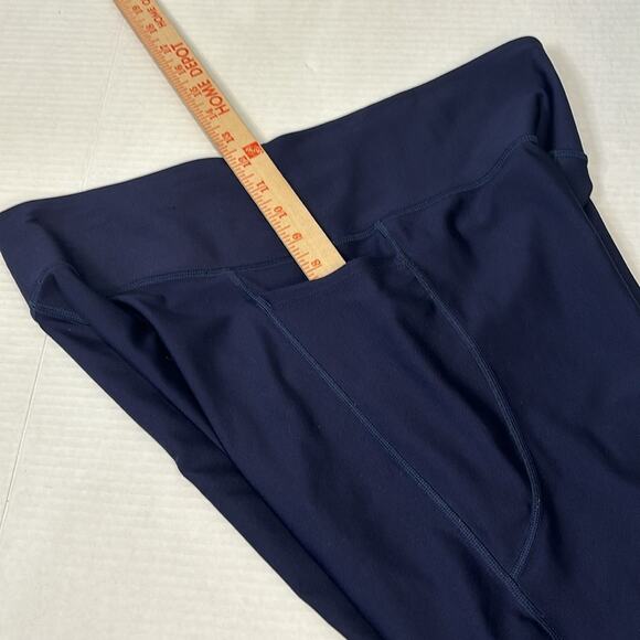 Under Armour UA HeatGear No-Slip Waistband 7/8
Ankle Leggings Size XL - Picture 9 of 9